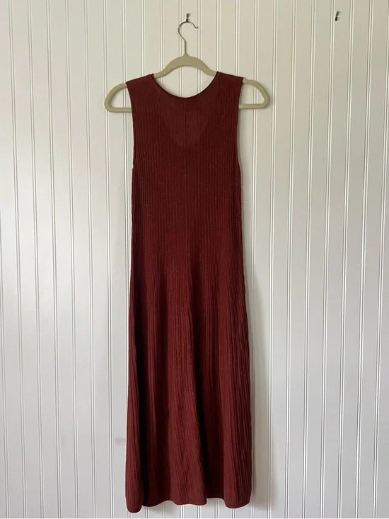 Banana Republic Maxi Dress in Burnt Umber Small - Picture 2 of 7